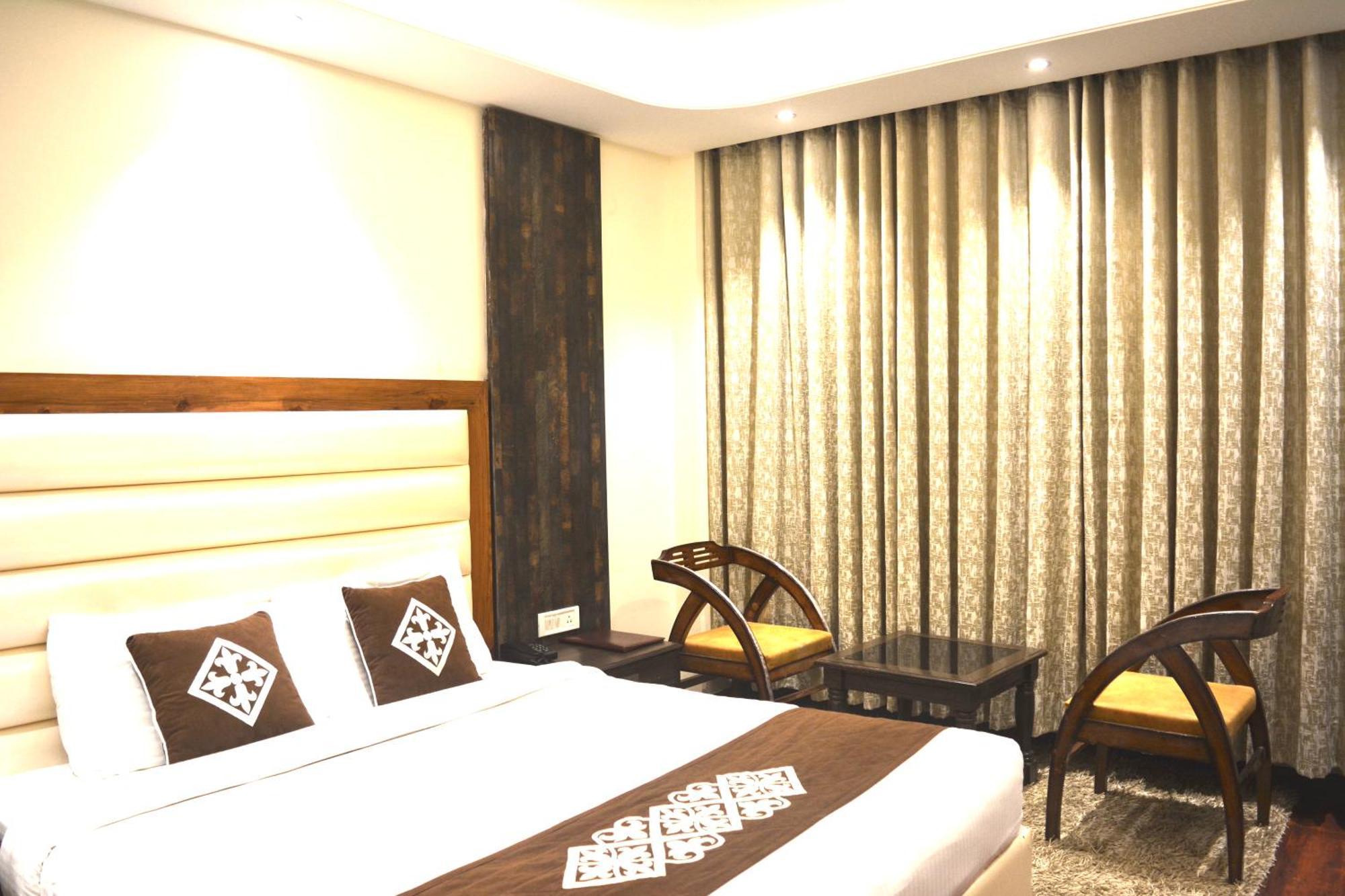 Snow Valley Resorts & Spa Manali Eksteriør billede