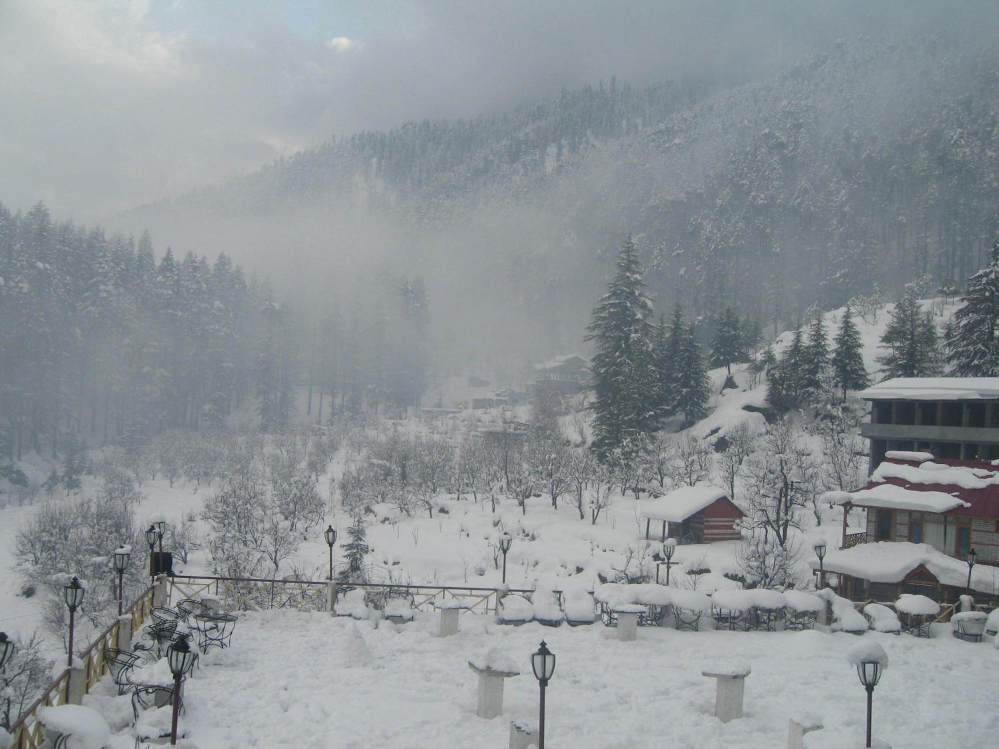 Snow Valley Resorts & Spa Manali Eksteriør billede