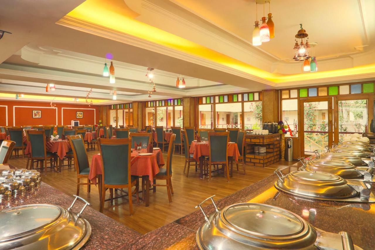 Snow Valley Resorts & Spa Manali Eksteriør billede